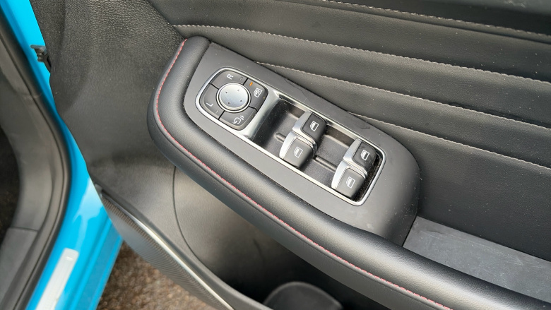 MG HS 1.5 T-GDI PHEV Trophy 5dr Auto Hatchback